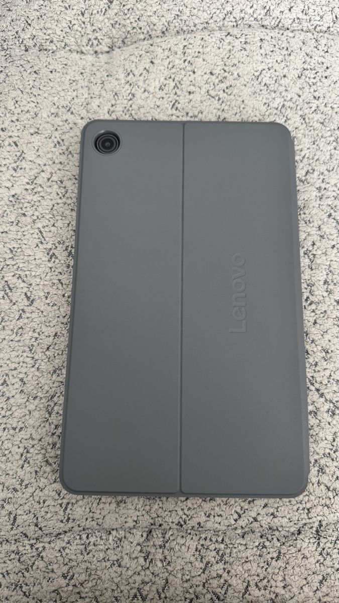Lenovo Tablettes PC: Tablet Lenovo – Neuf avec emballage d'origine à Villeneuve VD par fabioferreira5 3