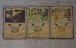 Pokémon spéciale 30ans  Lot de 3 pikachu  (NM)