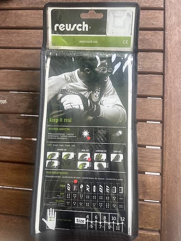 Reusch Guanti & manicotti: Reusch Mega Guardian Torwarthandschuhe NEU Grösse 7 – Nuovo (secondo la descrizione) da Frenkendorf venduto da autodiscount4123 3