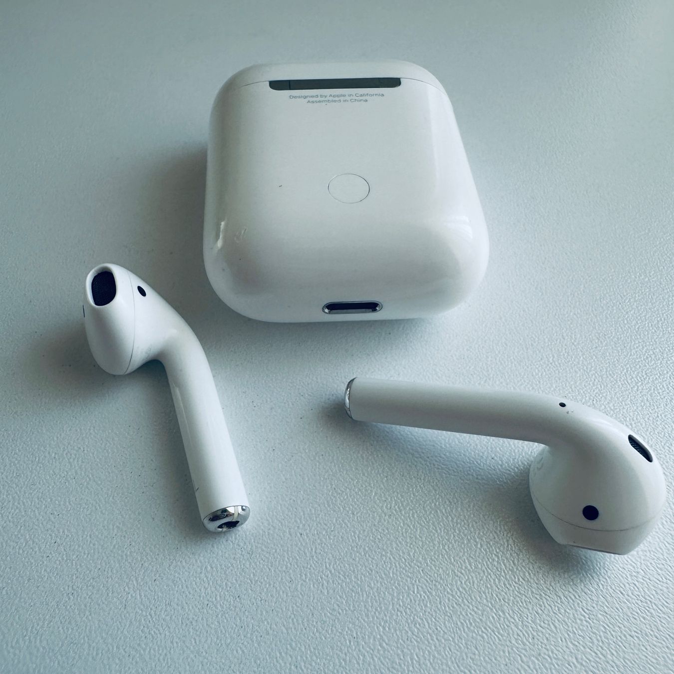 Apple Cuffie: Original Apple AirPods 2 Kopfhörer Wireless Lightning Kabel – Usato da Basel venduto da MY.AIRPODS.SHOP 5
