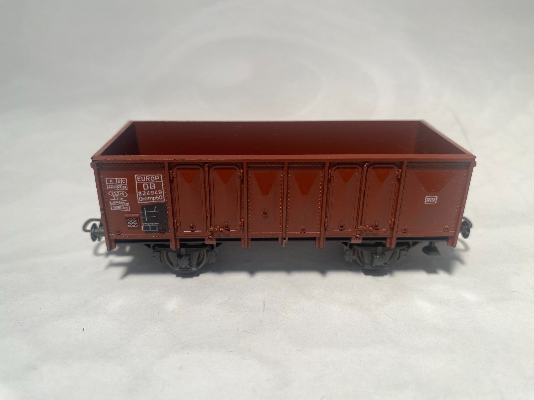 Roco Modellini di ferrovie: ROCO offener Güterwagen braun DB, DC Achsen – Usato da Buchrain venduto da Modellbahn11 1
