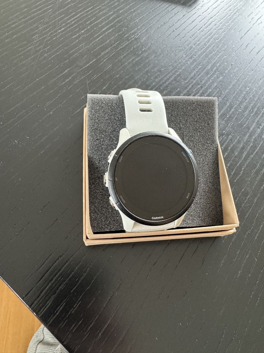 Garmin Smartwatch: GARMIN Forerunner 255 Music – Usato da Allschwil venduto da flavia3141