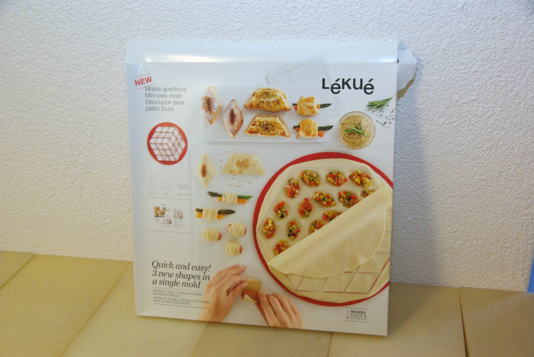 Backformen: Ausstechform für Kleingebäck - Lékué – Neu und originalverpackt aus Herisau von Cevianer1844