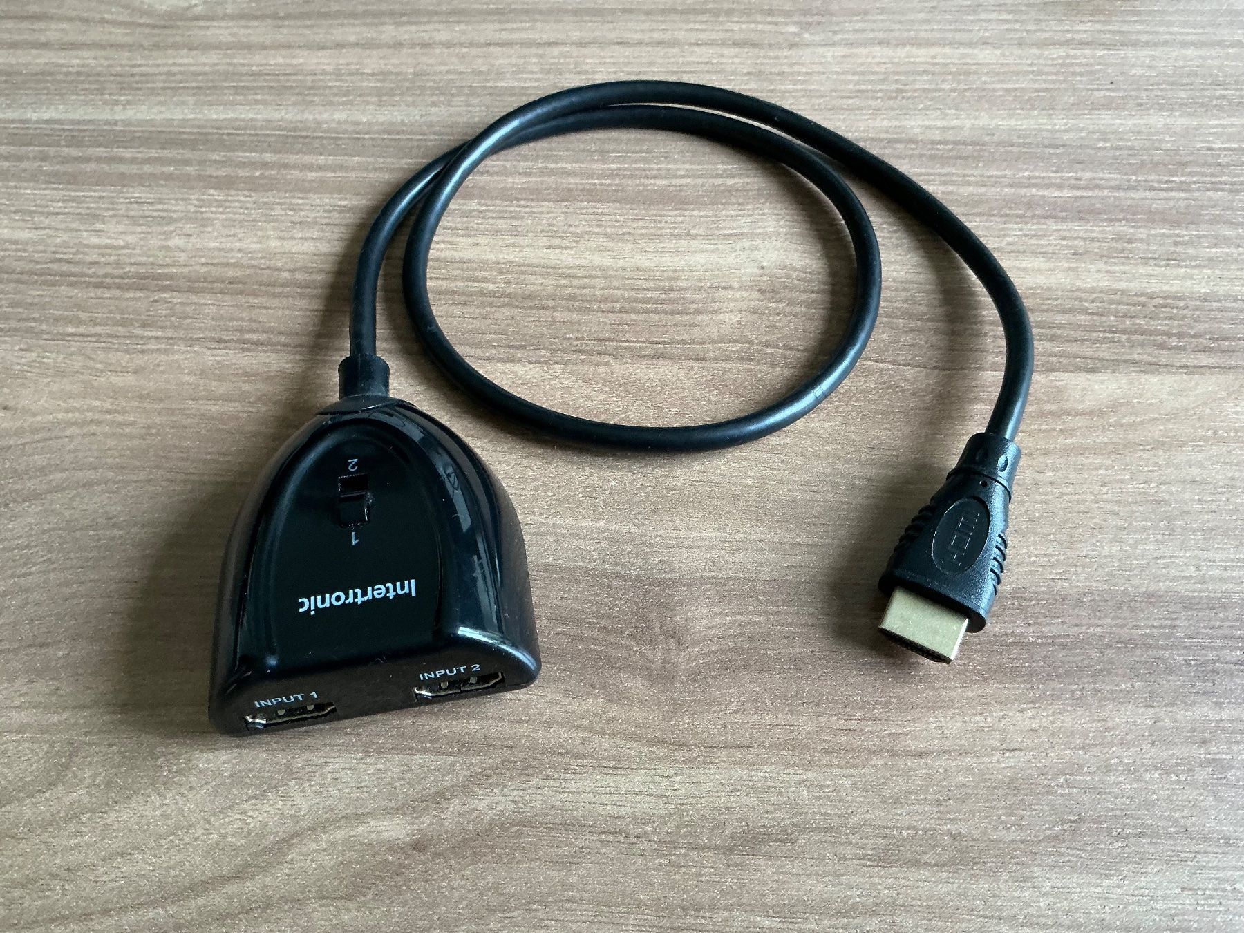 Schalter: HDMI-A Umschalter – Gebraucht aus Zürich von hub_h8vk