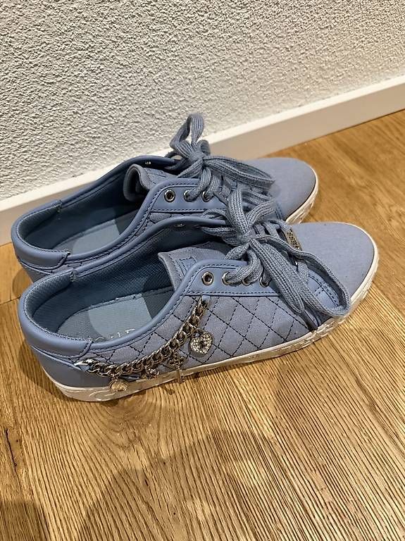 Scarpe da donna: Guess Schuhe Grösse 39 – Usato da Schötz venduto da kon_57fh 3