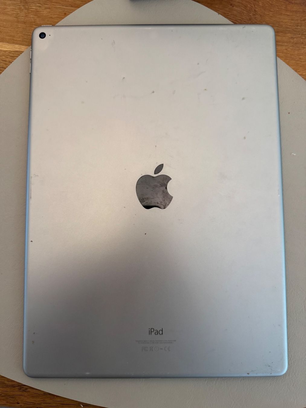 Apple Tablettes PC: iPad Pro 12.9 – Défectueux à Adliswil par Busys 1