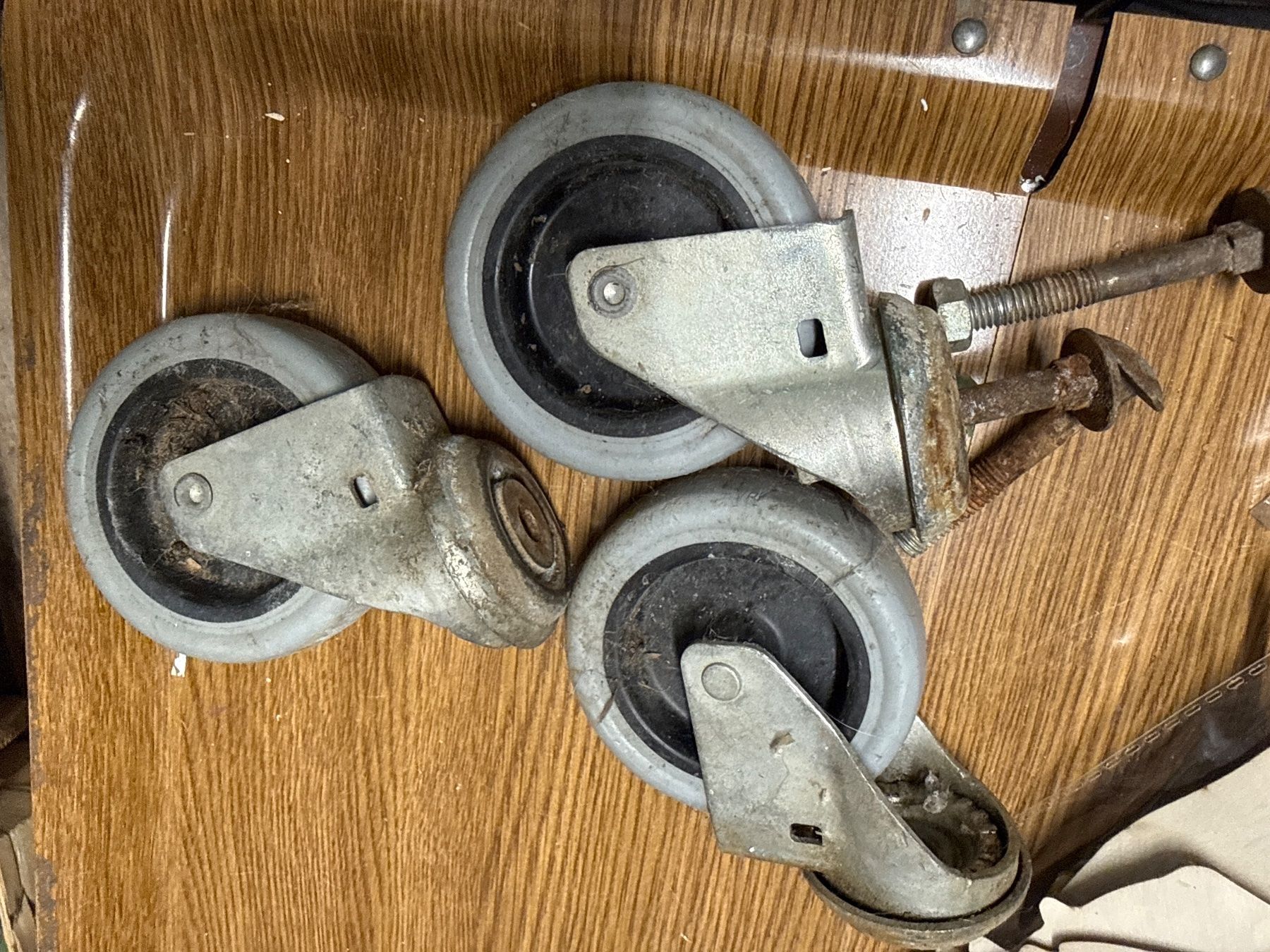 Altro per stoccaggio & trasporto: Aus Hausräumung:  3 alte Rollen, drehbar – Usato da Amriswil venduto da used2use