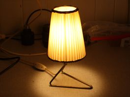 VINTAGE TISCHLAMPE ALTE LAMPE