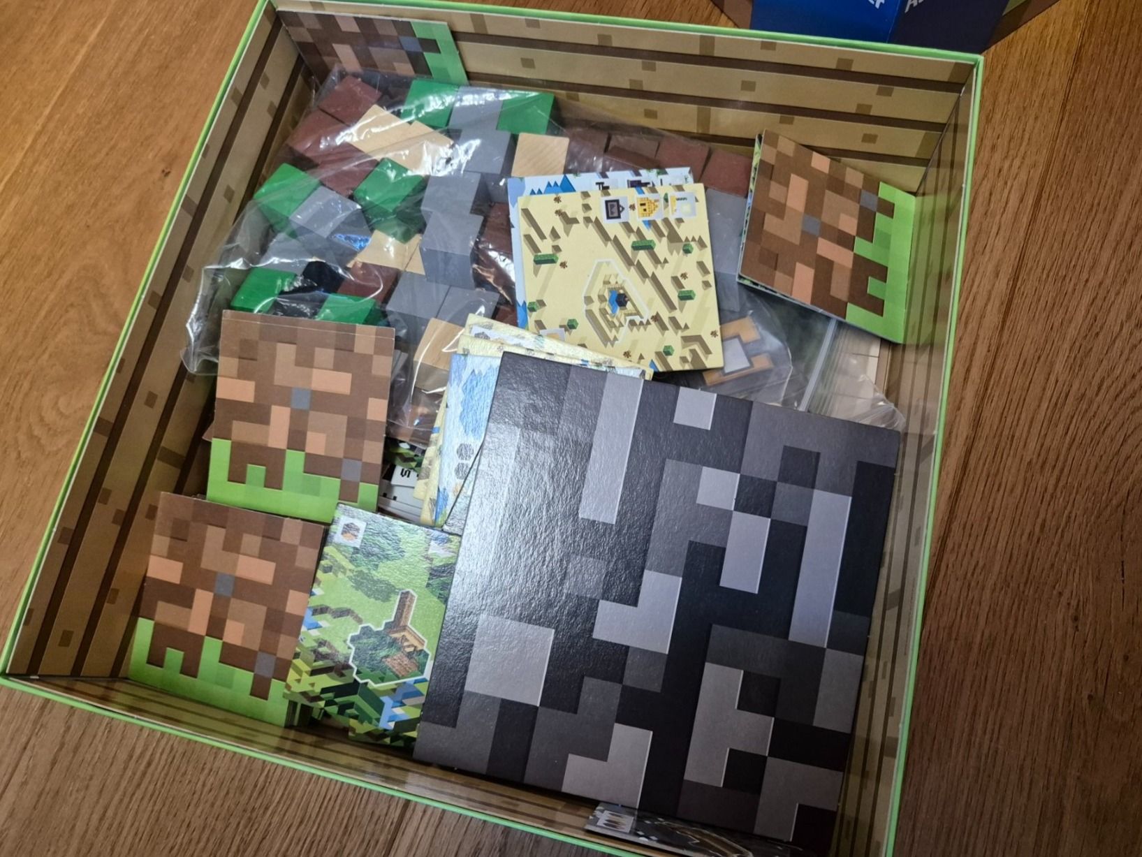Ravensburger Giochi: Ravensburger Minecraft Builders & Biomes – Nuovo e nell'imballaggio originale da Unterseen venduto da Kau99 1
