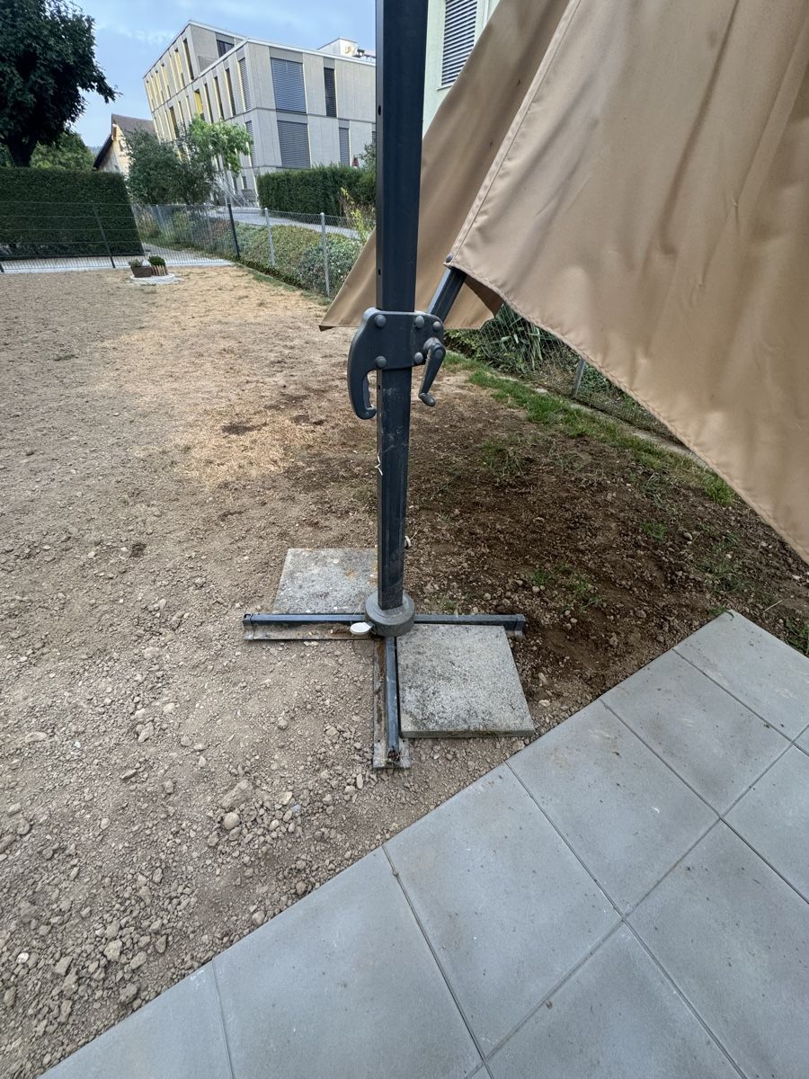 Parasols: Ampelschirm / Sonnenschirm – D'occasion à Dintikon par Nima 2