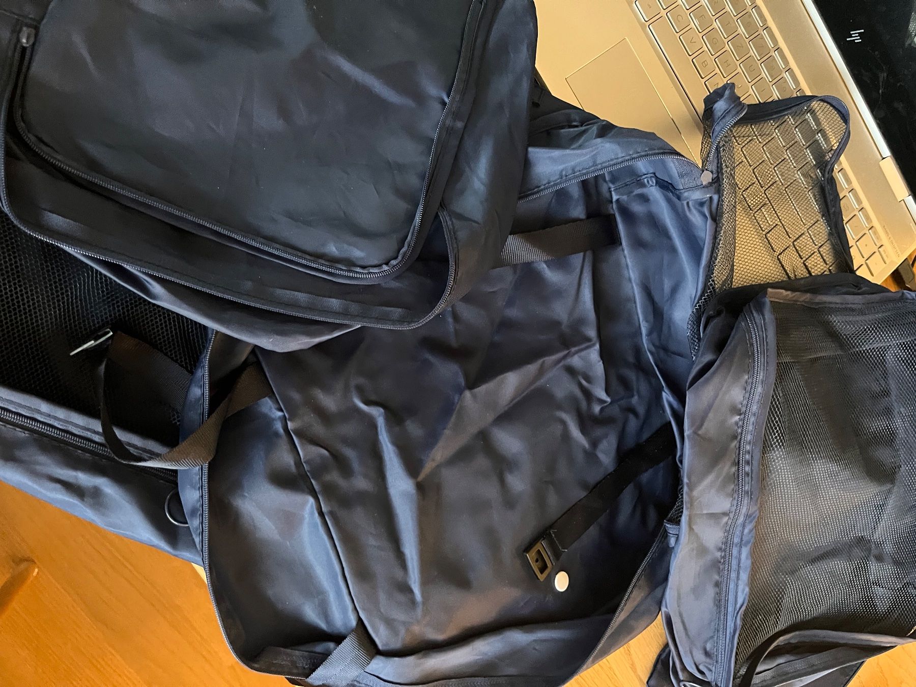 Borse: Reiseorganizer – Nuovo (secondo la descrizione) da Wangen b. Olten venduto da oli_f9b8 1