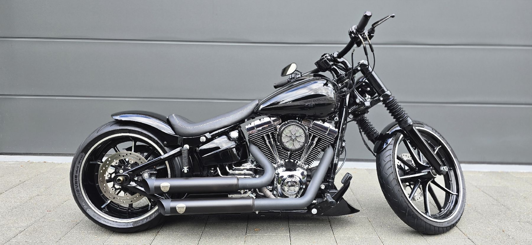 Altro: Harley-Davidson Breakout Custom Black Edition – Nuovo (secondo la descrizione) da Pieterlen venduto da mic_pl89 3