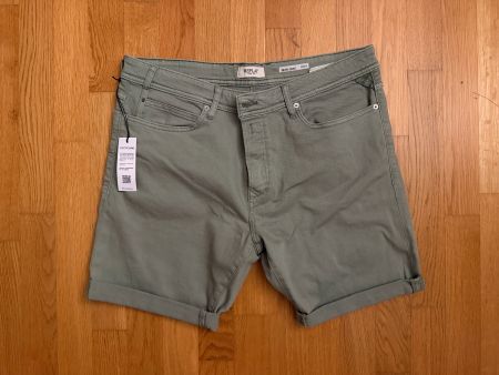 Replay Shorts RBJ981 Tapered Fit Khaki Grösse 38 - NEU
