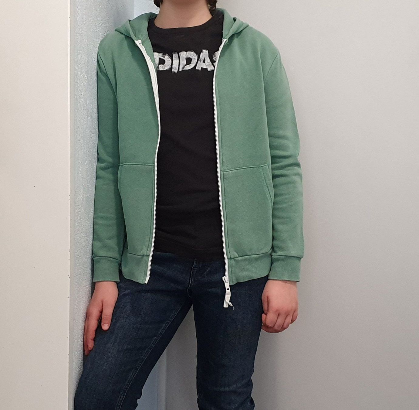 Jacken & Mäntel: Sweatjacke,Jungen,Grösse 134/140 – Gebraucht aus Chur von Mikymiki 1