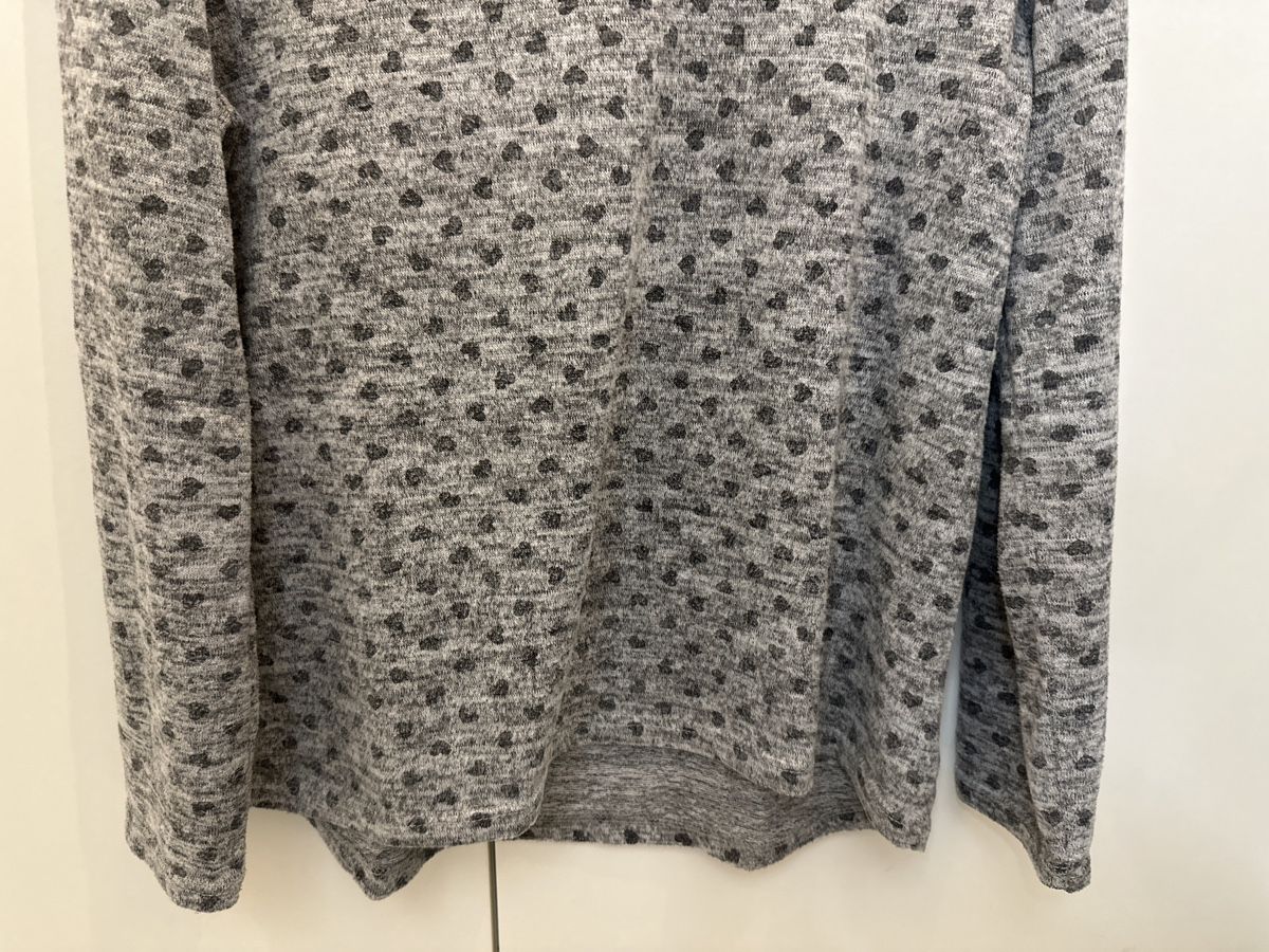Maglioni & Felpe: Grauer Pullover mit Herzen, Gr. L – Usato da Buus venduto da 2019dp 2