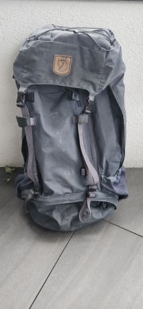 sac à dos de trekking Fjällräven Kajka 55L W gris (dame)