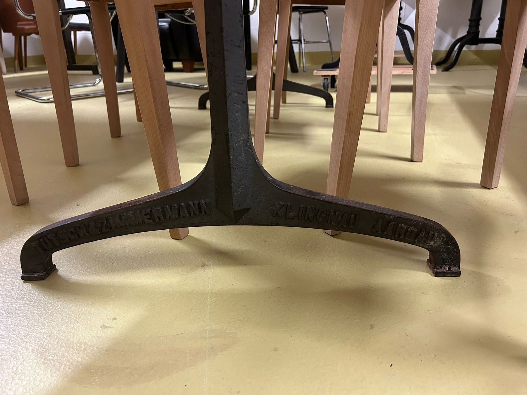 Tavoli: Esstisch,  Beizentisch – Usato da Zürich venduto da Reni8048 3