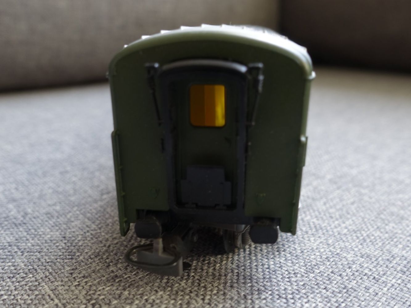 Kleinbahn Modelleisenbahnen: KLEINBAHN No. 381 SBB/CFF Einheitswagen 2. Klasse – Gebraucht aus Wallbach von Sarrows 4