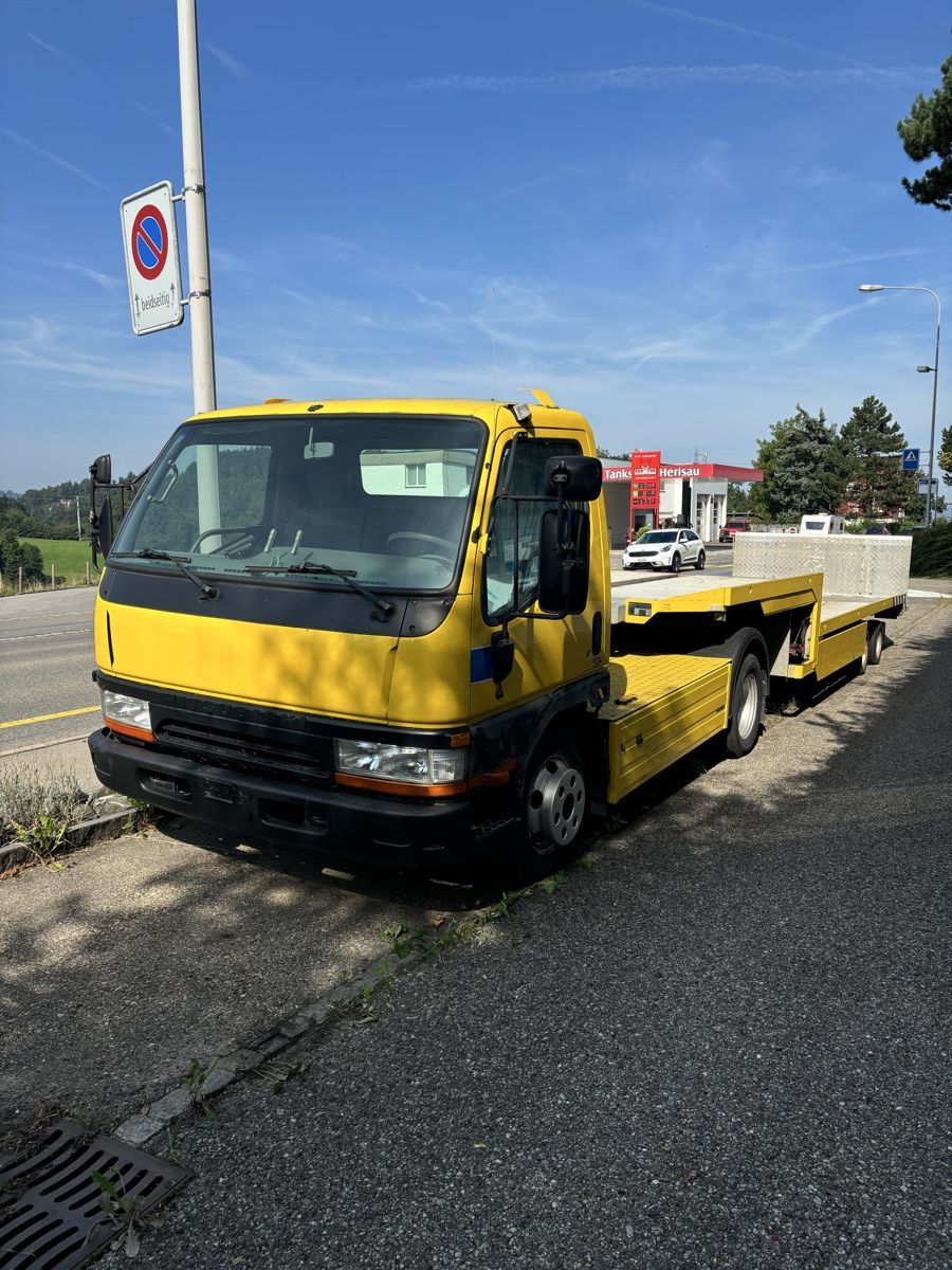 Mitsubishi Nutzfahrzeuge: Mitsubishi Canter Autotransporter  – Gebraucht aus Herisau von 4x4man