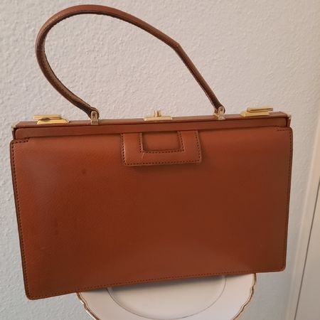 SCHÖNE VINTAGE LEDERTASCHE.
