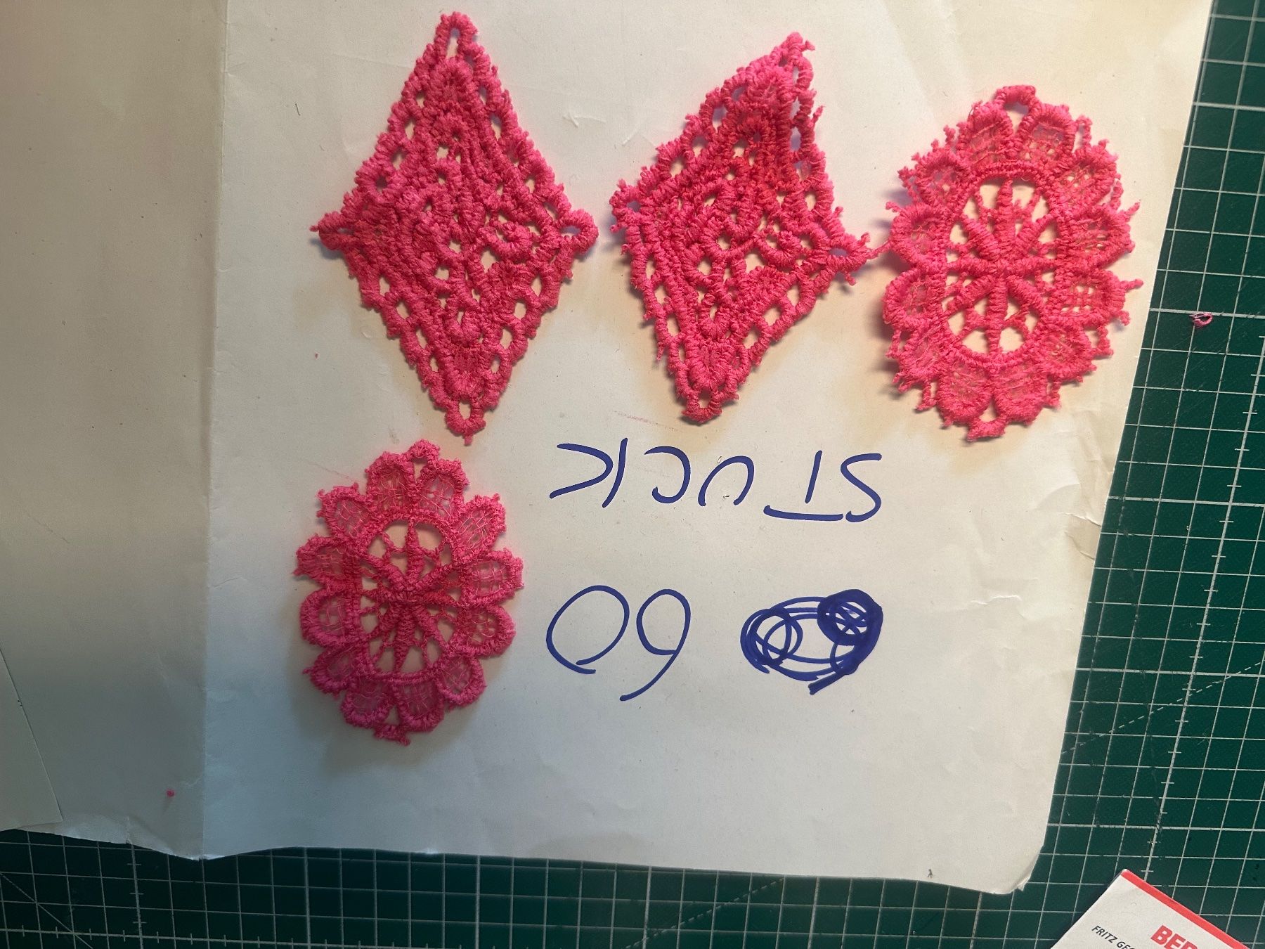 Tutte le decorazioni: Spitze SET – Usato da Bottighofen venduto da M.O.L 9