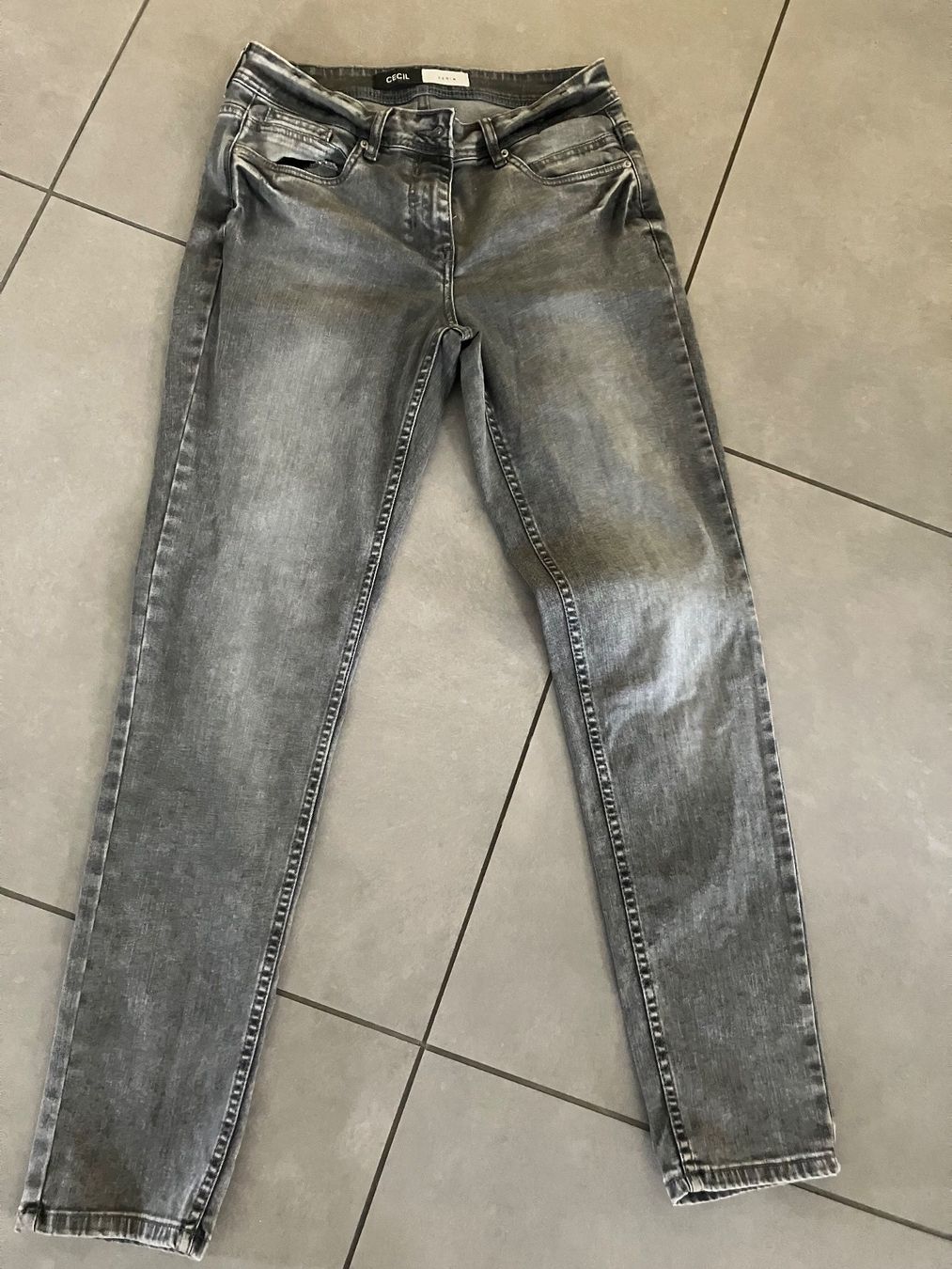 Cecil Jeans: Jeans Cecil grau Denim  neu – Neu (gemäss Beschreibung) aus Dinhard von tari68