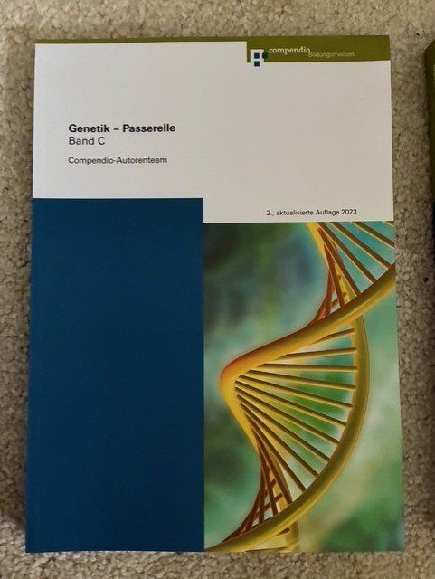 Bücher: Passerellen Biologie-Bücher – Gebraucht aus Trogen von Adii33 3