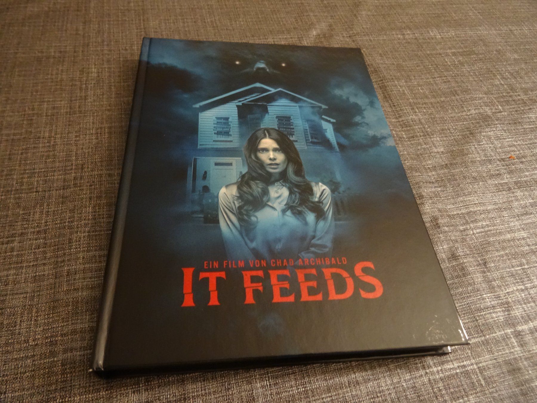 Tutti i DVDs: It Feeds - Mediabook DVD/BLU-RAY – Usato da Olten venduto da Disc-Verkauf