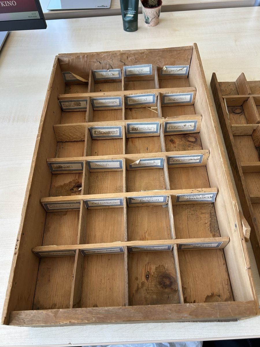 Articoli in legno: Antiker Setzkasten Holz – Nuovo (secondo la descrizione) da Zuchwil venduto da celixne 1