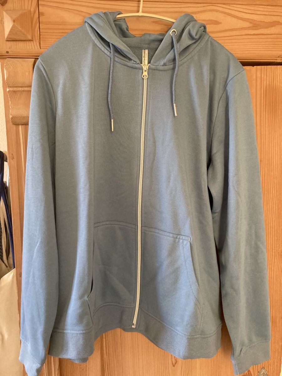 Jacken: Sweatjacke Gr. L – Neu (gemäss Beschreibung) aus Arlesheim von nin_wl82