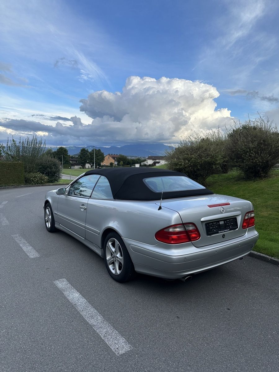 Mercedes-Benz Automobili: Mercedes Benz CLK 230 Kompressor – Usato da Holzhäusern ZG venduto da samuelcastro 1