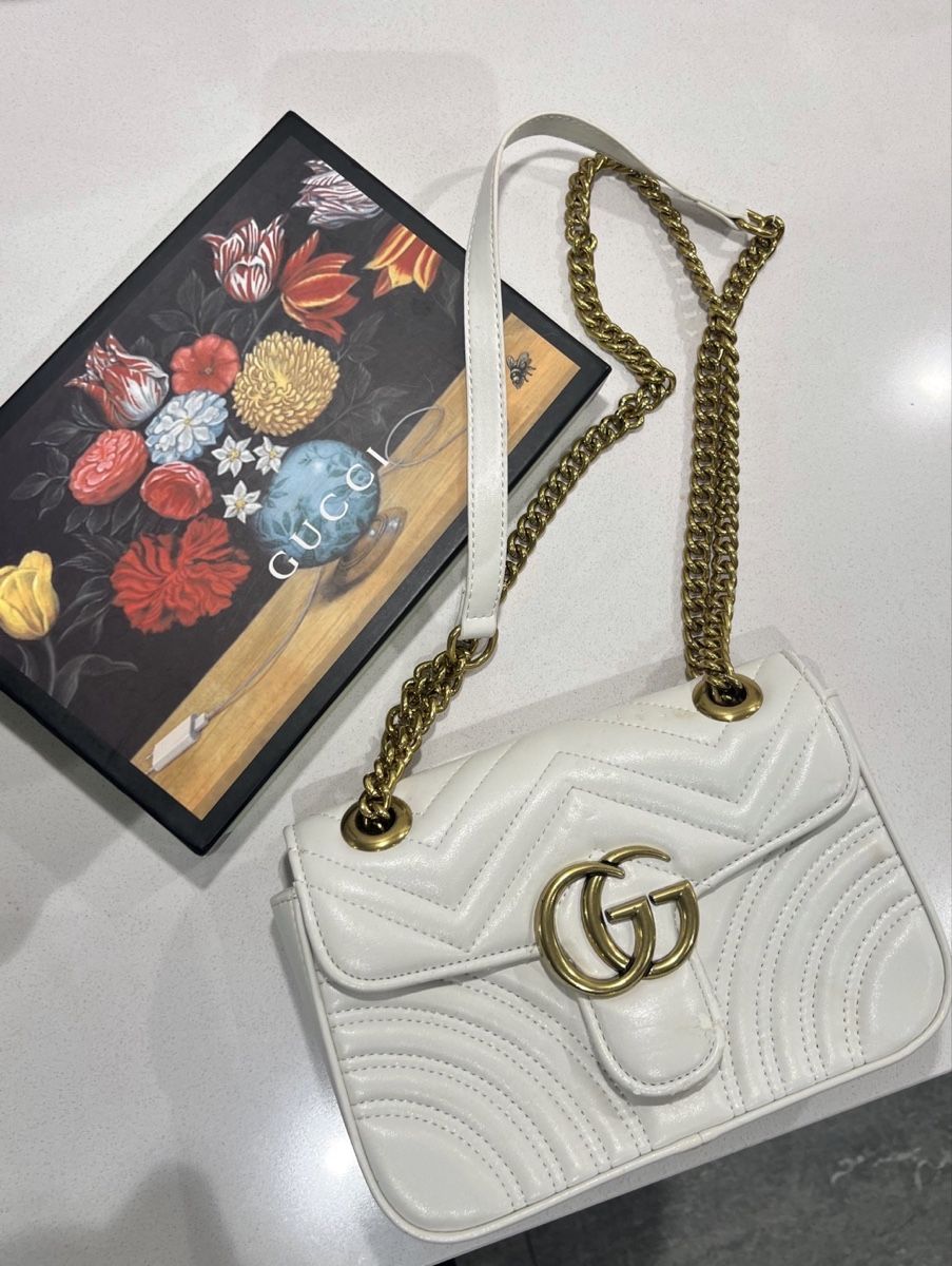 Taschen für Damen: Marmont Flap Bag white small used – Gebraucht aus Weggis von su_sch