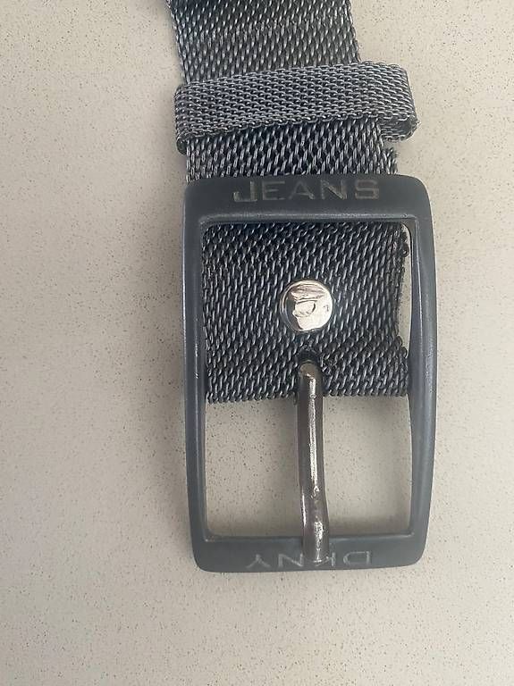Cinture: Gurt aus Metall von DKNY, 75 bis 80 cm – Usato da Winterthur venduto da Etimax 1