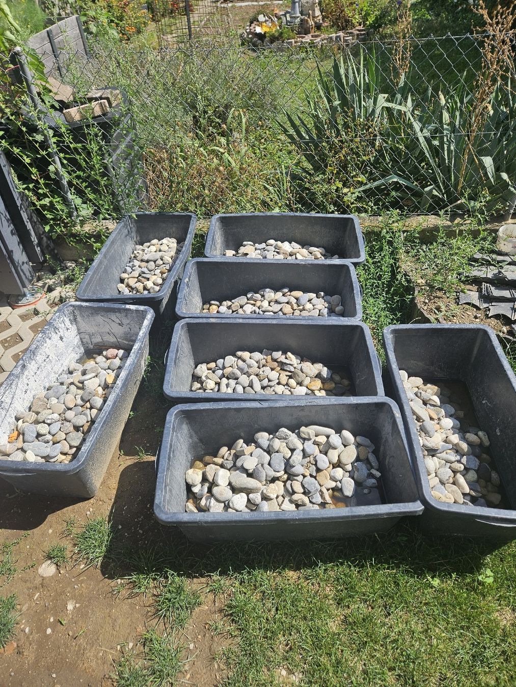 Matériau de remplissage: Stones – D'occasion à Luterbach par Jeye 1