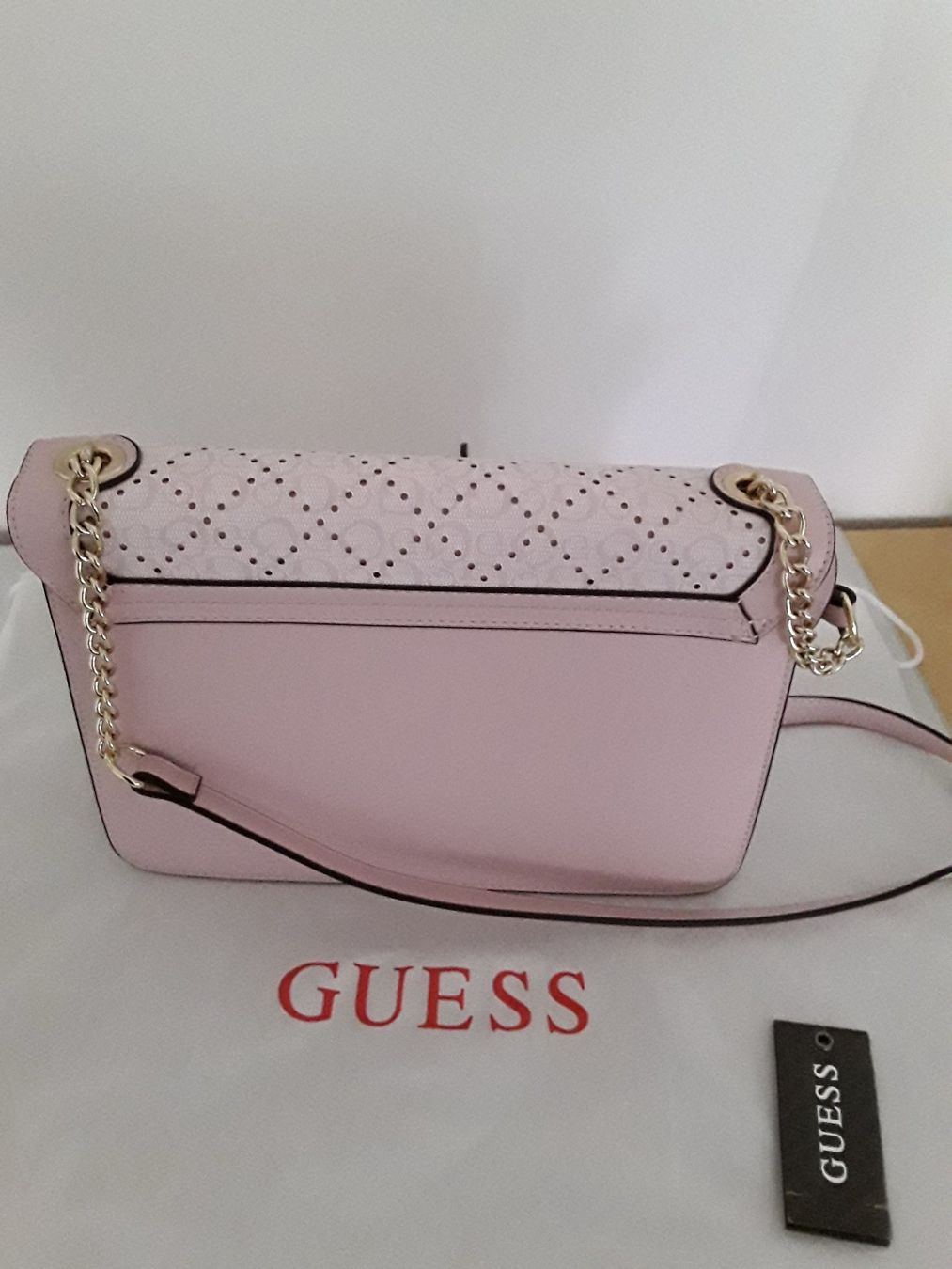 Guess Borse da donna: Guess Tasche – Usato da Brugg AG venduto da Ljubinka0410 2