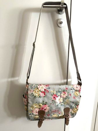 +  Cath  Kidston  +            UmhäNGETasCHE  fLoRaL