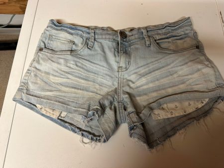 Jeans Shorts Fishbone hellblau Grösse M guter Zustand