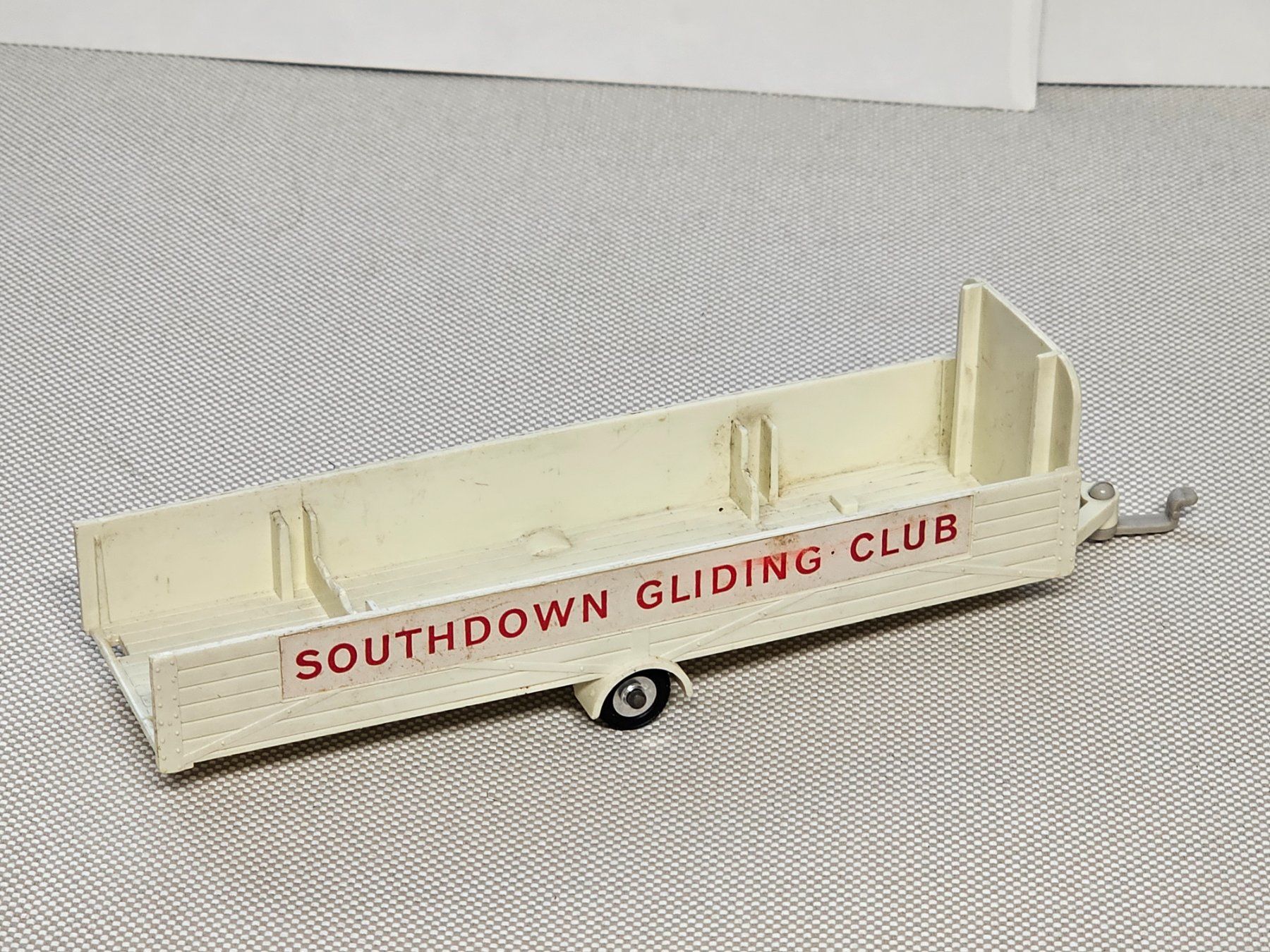 Dinky Toys Modellini d'auto: Dinky Gliding Trailer – Usato da Starrkirch-Wil venduto da easygo13 1
