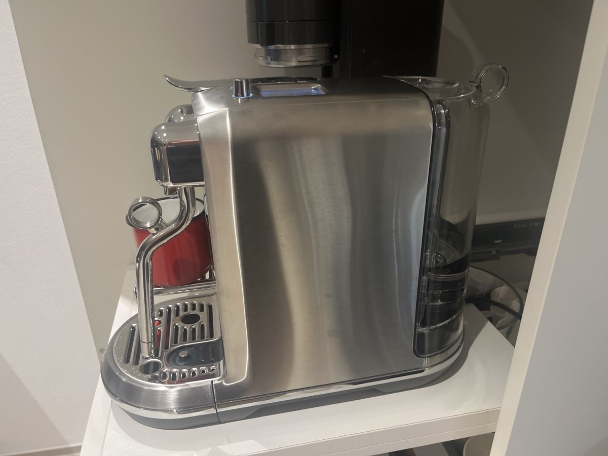 Sage Macchine per caffè & Macchine per espresso: Sage Nespressomaschine Creatista Plus mit Milchsystem Chrom – Usato da Berneck venduto da Bonie6 2