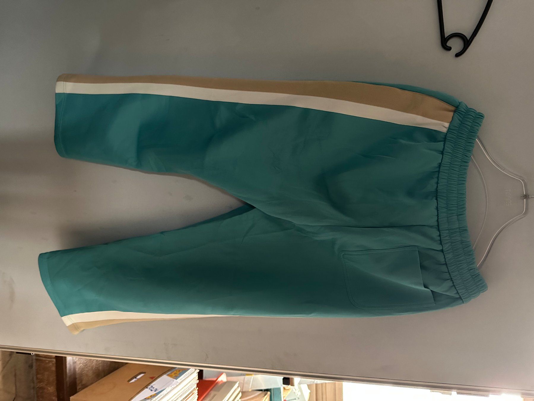 Costumes: Trainer Hellblau Grösse S – Neuf (Voir description) à Brügg BE par TSP02 4
