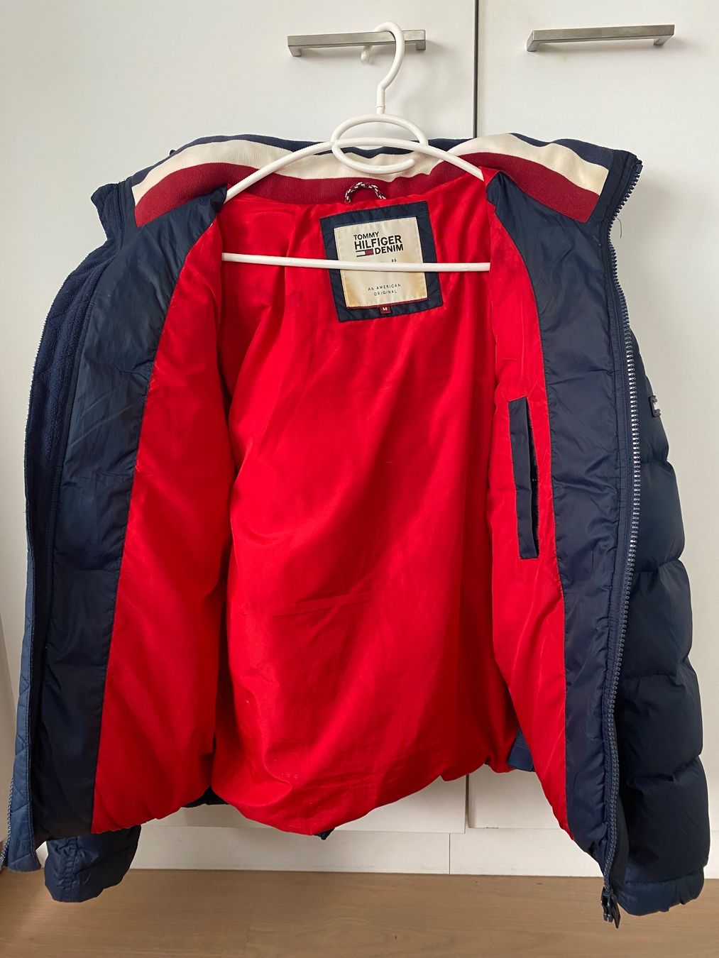 Tommy Hilfiger Giacche: Tommy Hilfiger Winterjacke (Gr. M) – Usato da Schlieren venduto da vivid_wrld 4