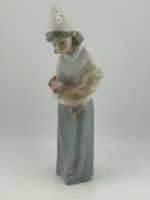Lladro Porzellan Figur mit Hahn leicht defekt