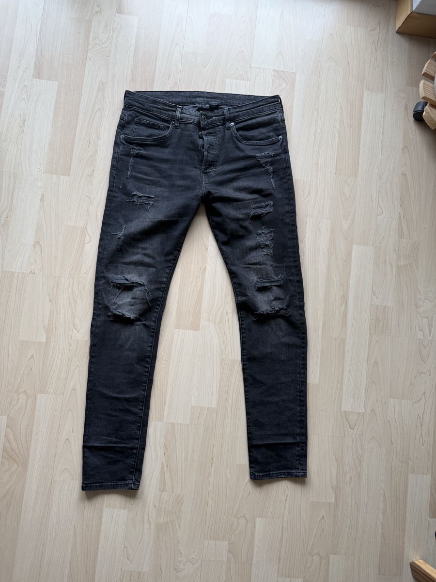 H&M Pantaloni: 2 Paar Jeanshosen – Usato da Embrach venduto da JoeMeltingJelly