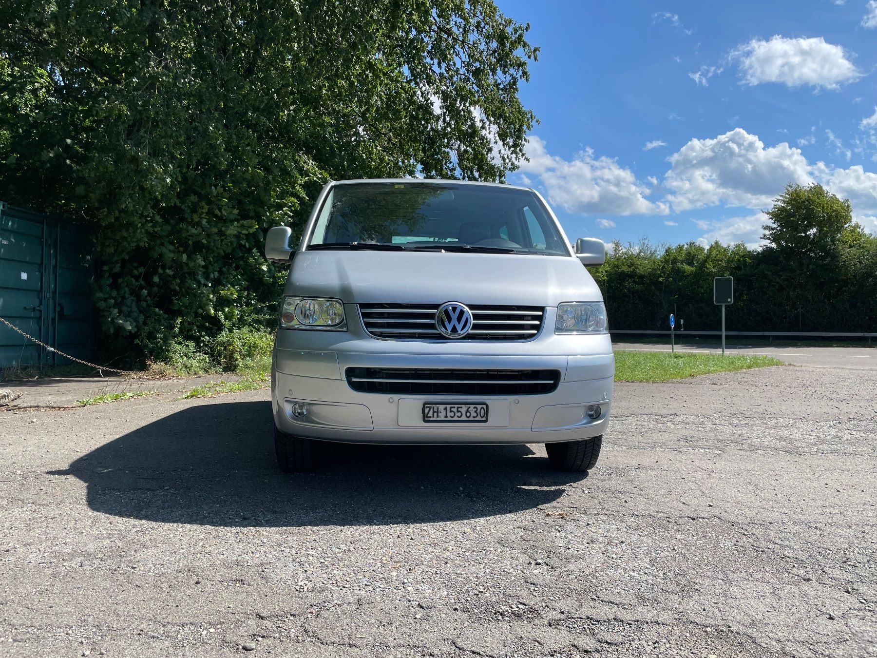VW Automobili: VW T5 4Motion Multivan Highline 2,5 lt TDI – Usato da Nürensdorf venduto da GR5050 2