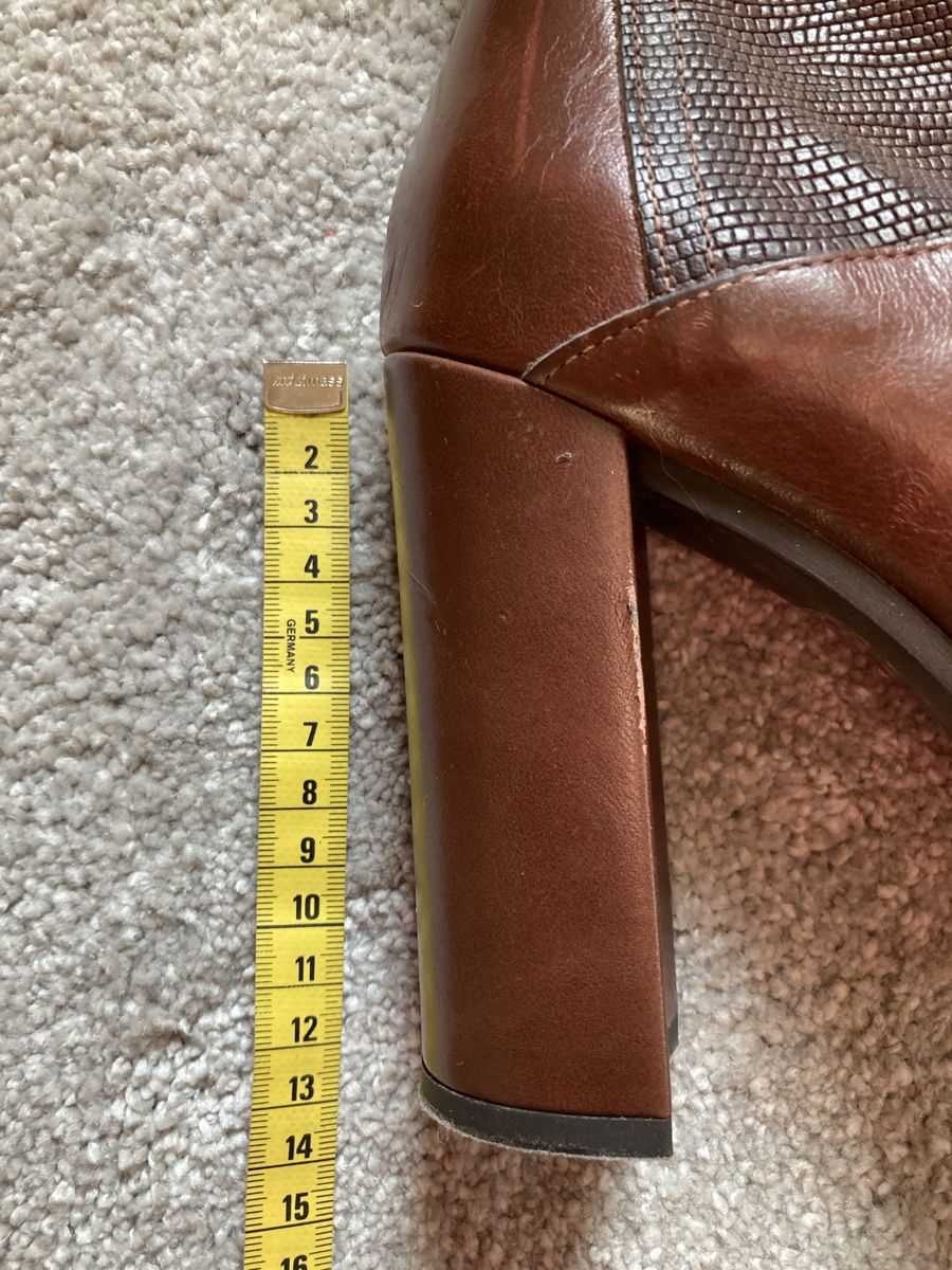 Scarpe da donna: Bottines en cuir Made in Italy – Usato da Ardon venduto da hel_2sxp 2