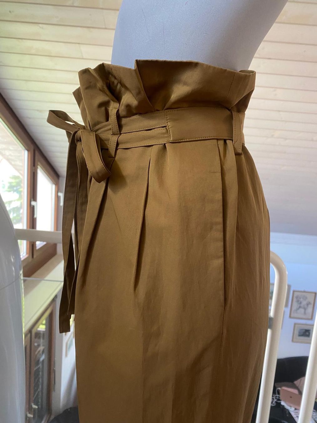 Cos Pantaloni: Hose von COS – Usato da Neuhausen venduto da Lechasseur 7