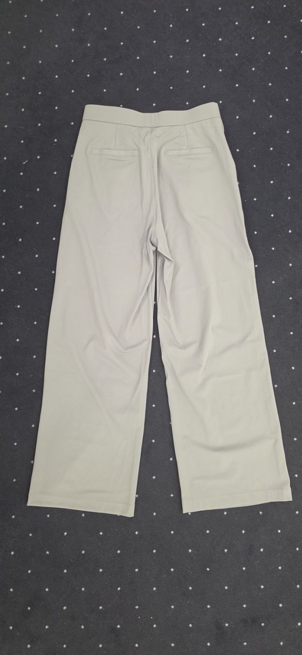 Halara Pantaloni: Halara Flex DayStretch Sweatpants / Hose – Nuovo (secondo la descrizione) da Willerzell venduto da Nox4you 1