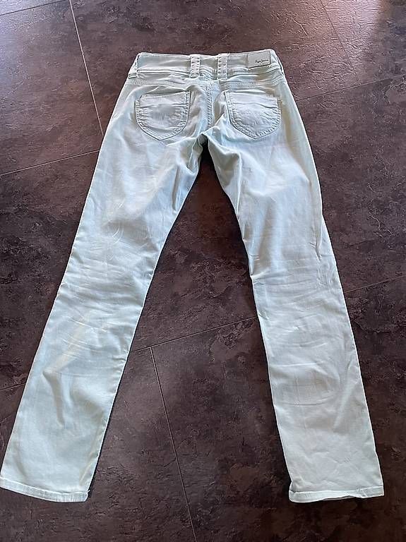 Pepe Jeans Jeans: Pepe Jeans Venus, Grösse 27/30 – Usato da Rüschegg Heubach venduto da sharky81 2