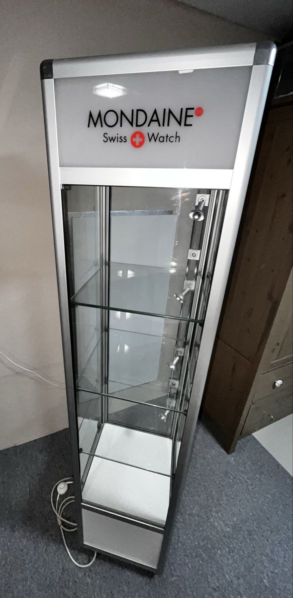 Vetrine: Mondaine Vitrine mit Beleuchtung – Usato da Schwaderloch venduto da Kuffer90 1