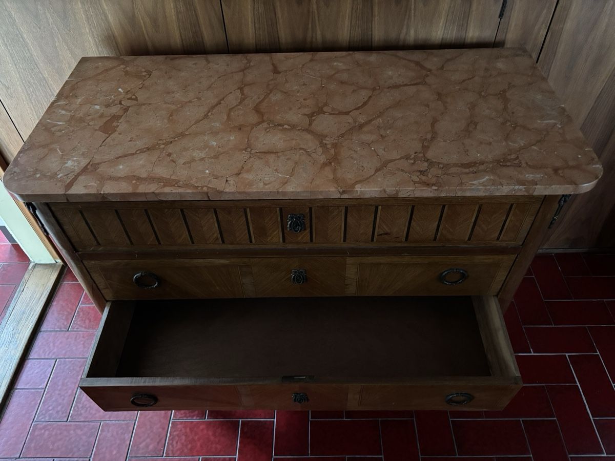 Cassettiere: Belle Commode marquetée – Usato da Villeneuve VD venduto da sim_q5hp 4